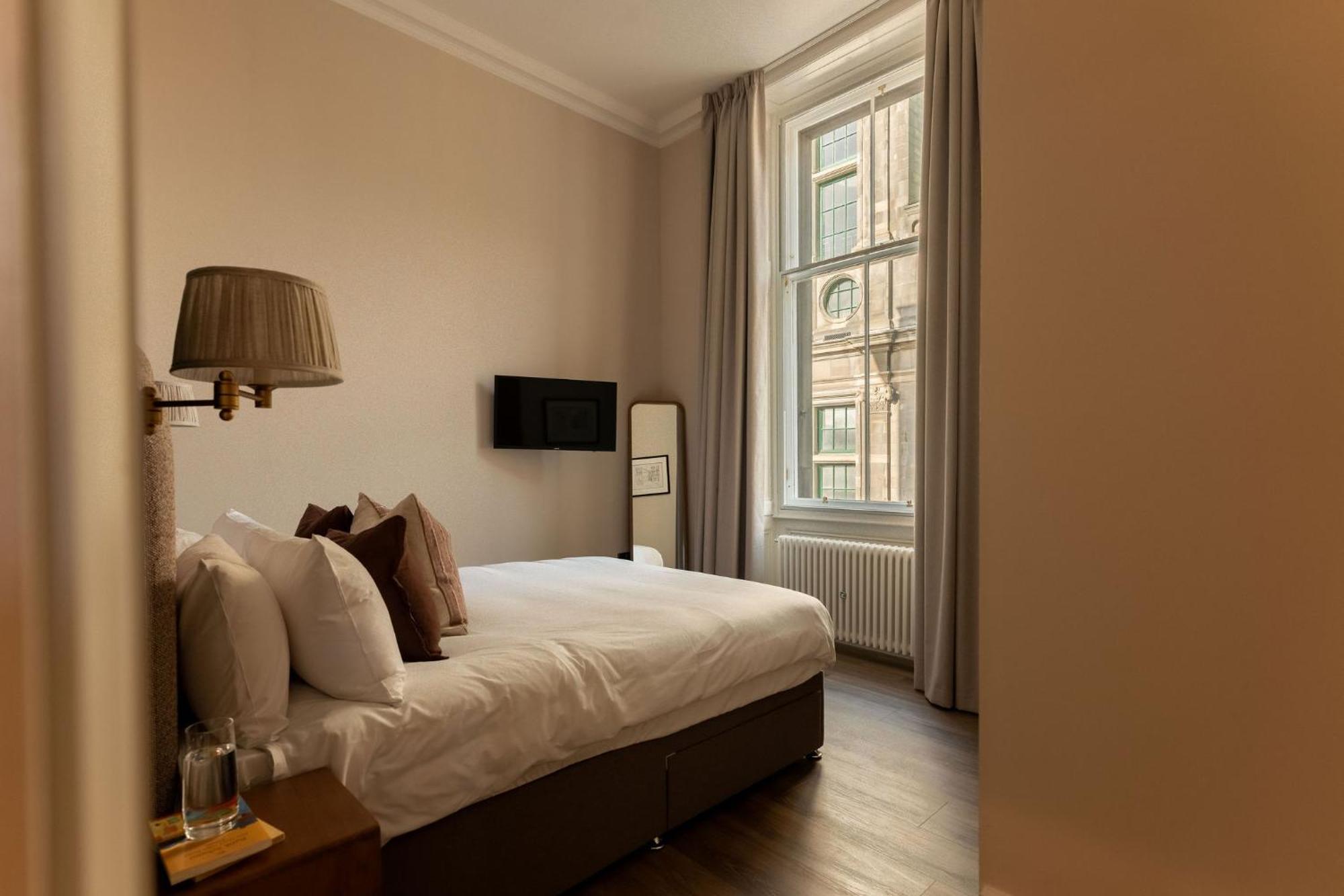 Moment George IV Bridge Hotell EDI Rom bilde